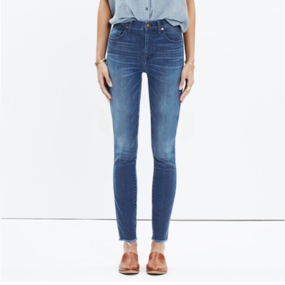 Madewell | 10” High Rise Skinny Jeans Frayed Ankle Hem